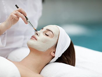 Medical-Grade-Facials